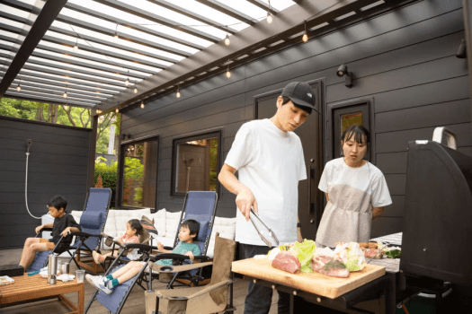 【地産地消BBQプラン】国産黒毛和牛もも&times;杜仲茶ポークスペアリブの地場堪能BBQ🍖＋グランピングモーニング＜夕朝2食付き＞