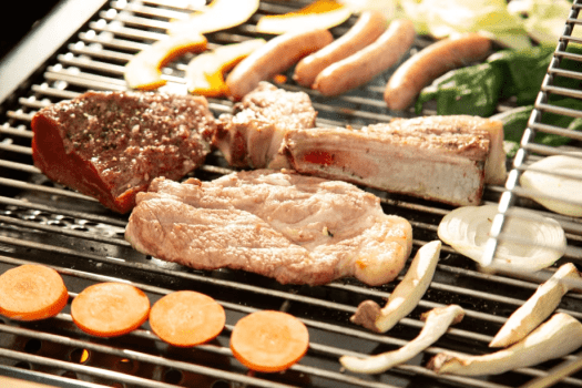 【地産地消BBQプラン】国産黒毛和牛もも&times;杜仲茶ポークスペアリブの地場堪能BBQ🍖＋グランピングモーニング＜夕朝2食付き＞