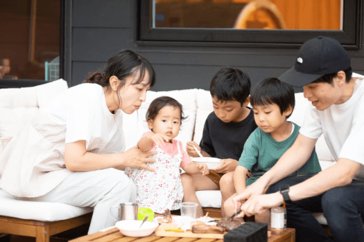 【地産地消BBQプラン】国産黒毛和牛もも&times;杜仲茶ポークスペアリブの地場堪能BBQ🍖＋グランピングモーニング＜夕朝2食付き＞