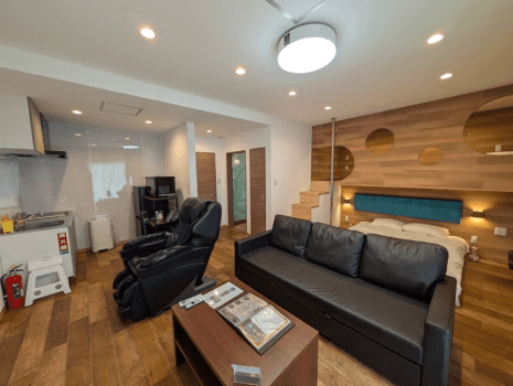 【愛犬可】ドッグシアターヴィラ（プロジェクター・プライベート薪テントサウナ＆水風呂・BBQ器材付）