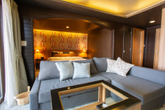 【カップル向け・愛犬可】グランピングヴィラ（プライベート薪テントサウナ＆水風呂・BBQ器材付き）