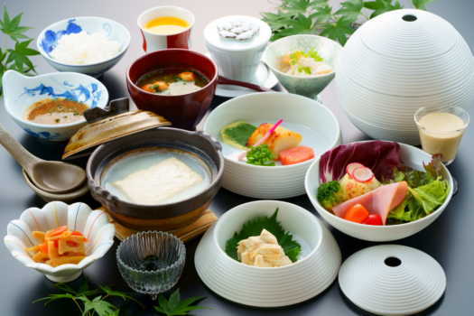 【量より質】鮑と佐賀産牛竹蒸しがメインの会席料理【貸切無料】【朝夕食事処】