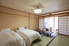 【お部屋】【源泉露天風呂付和室(ツインベッド)/海向き】10畳/4名迄
