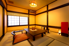 【2名様専用のお部屋（6.5畳）】手狭ですがお二人の距離がぐっと近付く2名様専用のお部屋