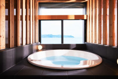 【プライベートレジデンス】<ドッグラン付き>木材×モダン構造～大海原を見渡すスタイリッシュな空間～