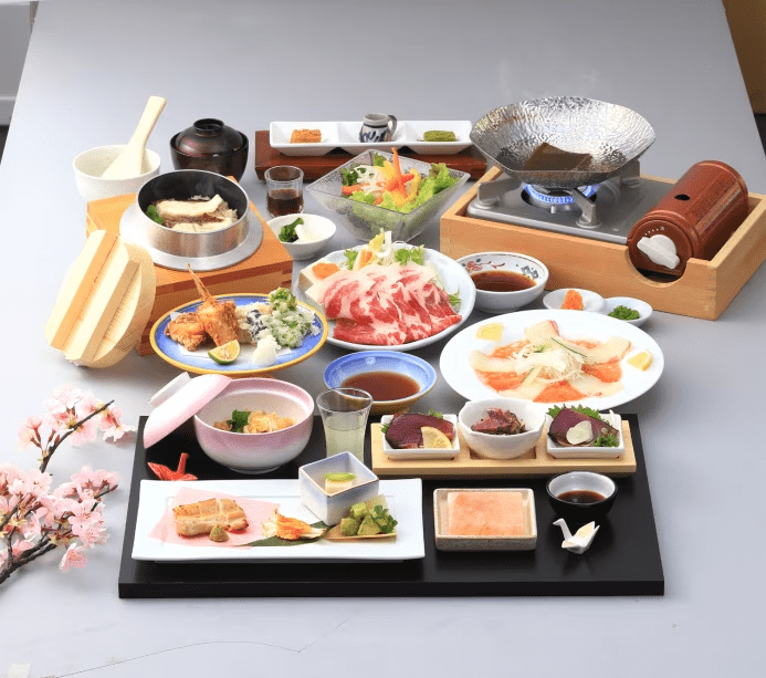 【鍋好き必見／鍋懐石14品】地物にこだわった鍋料理！澄んだ空気と豊かな食材を味わう旅＜一泊二食＞