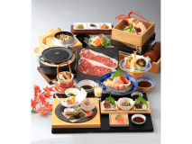 【旬の厳選懐石17品】料理長目利きの逸品が勢ぞろい！地元宿毛の食材が奏でる珠玉の懐石料理＜一泊二食＞