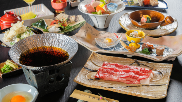 ＜上州ブランド赤城牛つき会席／夕朝ともに個室食事処にて＞標高800ｍにある露天風呂でリラックスを…