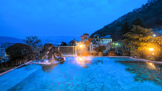 ＜年末年始12/27～1/3＞温泉旅館で迎える晴れやかなお正月／素泊まり☆お食事は街中で／事前カード決済専用