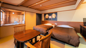 禁煙【和モダンツイン】ヒノキのお風呂からの眺めが最高！