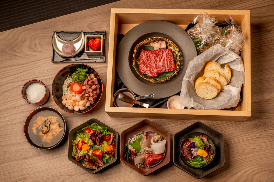 【1泊2食】＜Luxury stay＞～極餐～シェフ監修フルコース｜美しい海の海産物×香り豊かな松阪牛の贅沢舌つづみプラン