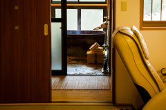 檜露天風呂客室と陶器展望風呂客室（特別室）