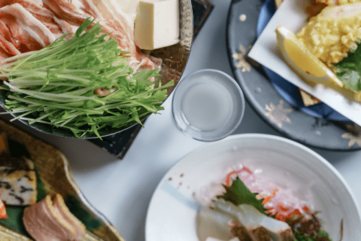 【料理長お勧めの季節の会席】料理長こだわりのお料理が食膳を彩ります。 【料理長お勧めの季節の会席】料理長こだわりのお料理が食膳を彩ります。