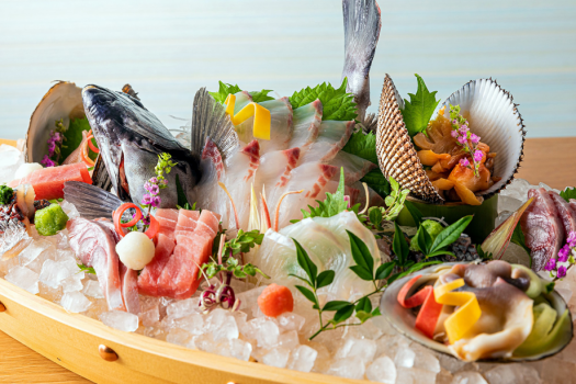 【舟盛り】毎朝仕入れる鮮魚をお刺身でご用意