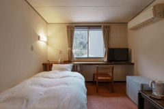 洋室スタンダードシングル12.6平米＜禁煙＞