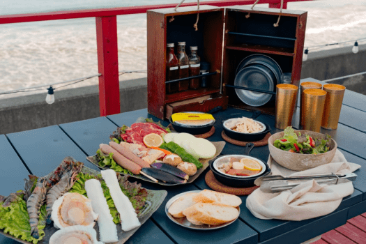 【公式】【2食付&times;5大特典】贅沢BBQと絶景温泉のグランピング【期間限定】