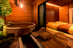 【藪椿（やぶつばき）】2020年2月NEWオープン！専用露天風呂と足湯が付いたフラットタイプのお部屋です。