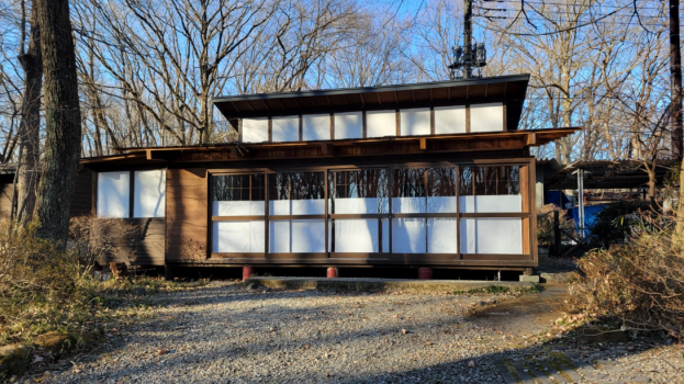 いろりの小屋