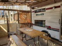 トレーラーハウス【デッキサークル付き】