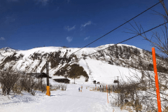 【スキー】草津温泉スキー場は当館から車で5分の好アクセス！