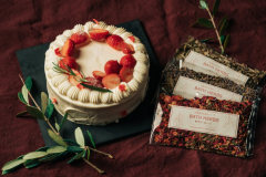 【アニバサリープラン】　お祝いのケーキ＆バスハーブ付き 時とともに移りゆく絶景の中で過ごす1泊2食付きプラン（イタリアン）