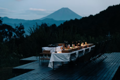 【貸切プラン】　甲府盆地とを一望できる宿泊エリア全体を貸切！プライベート空間での親睦会やチームビルディングに（アウトドアダイニング2食付き）