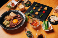 絶景ダイニングで甲州牛すき焼きを味わう 和食ディナー1泊2食付きプラン