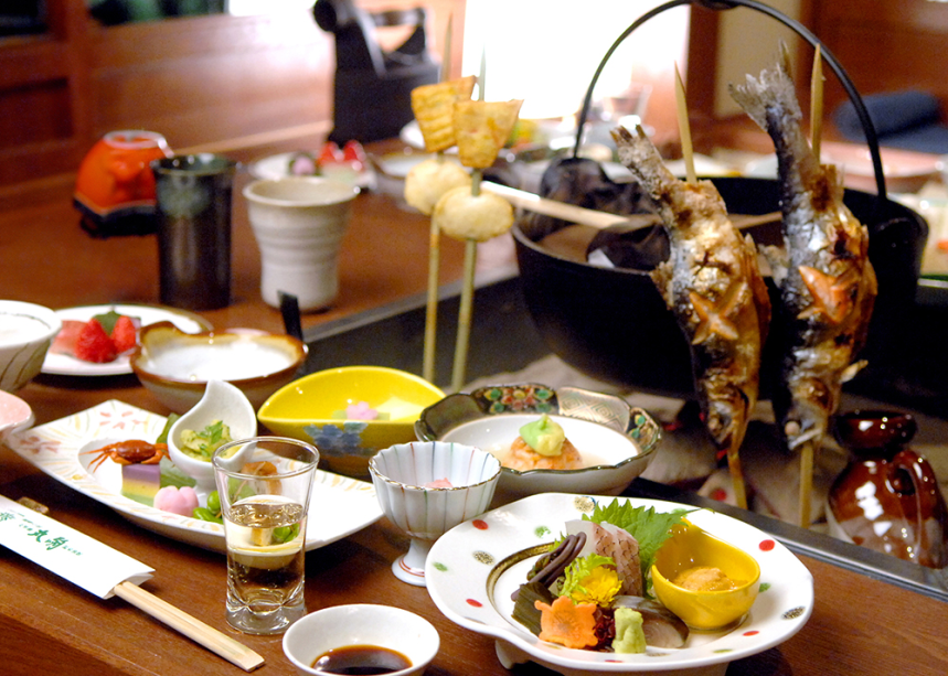 囲炉裏会席プラン「初太郎物語」 ご夕食「囲炉裏会席」 囲炉裏会席プラン「初太郎物語」 ご夕食「囲炉裏会席」
