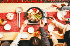 【ご夕食/すき焼き】本格的なあか牛のすき焼きが完成!お腹いっぱいお召し上がりください♪ 【ご夕食/すき焼き】本格的なあか牛のすき焼きが完成!お腹いっぱいお召し上がりください♪