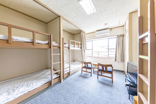 【ドミトリー（男性専用相部屋）】2段ベッド×3・定員6名