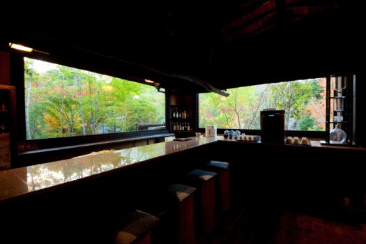 宿泊者限定ラウンジ「ザリ」