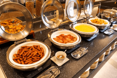 ＜本館朝食バイキングの一例＞洋食コーナー