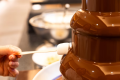＜本館夕食バイキングの一例＞デザートコーナーのチョコレートファウンテン