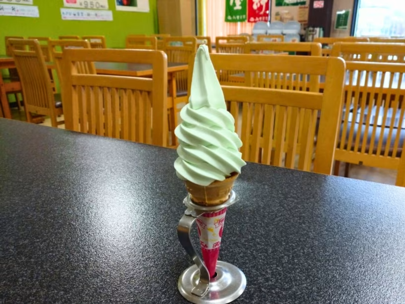 【選べるソフトクリーム引換券付きプラン一例】伊豆わさびミュージアムのわさびソフトクリーム