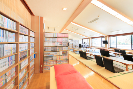 本館まんが図書館　ご宿泊のお客様はご自由に利用頂けます。