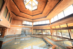 本館大浴場「夢殿」　ご宿泊のお客様はご自由に利用頂けます。