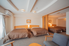 【禁煙】洋洋室（フォース）タイプ・4ベッド（53㎡）■ダブルベット×3　シングルベット×1　※定員はお子様含め4名まで