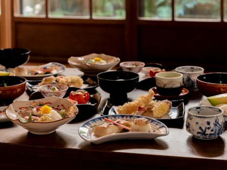 おかもと紅梅庵　仕出し夕食例