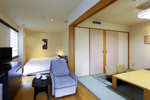 ⑧"Yubo" Special Room (Twin Beds + 5-Tatami Room + 2 Extra Beds) with Bathroom &ndash; Non-Smoking
