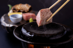 石焼で出す天然アワビと和牛付！料理長こだわり会席プラン