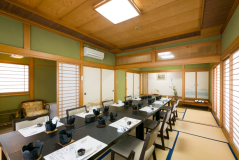 松の間　和室（10畳＋6畳）