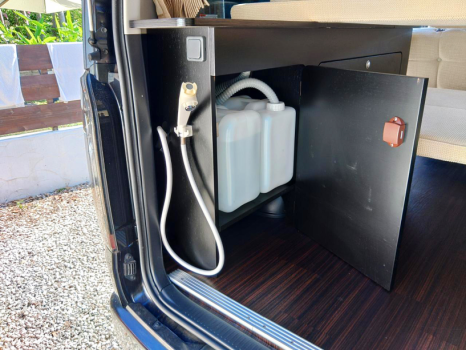 海に入った後に大活躍するシャワー付き！