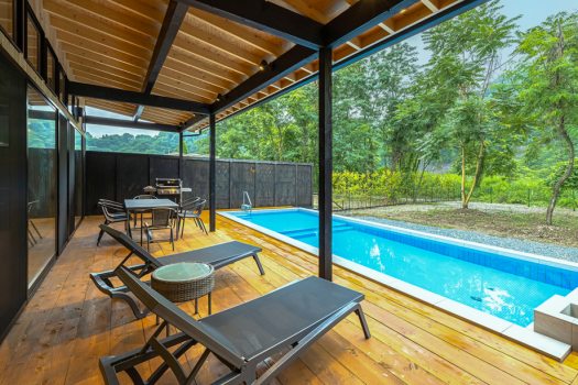 LUXURY SUITE【游泳池、三溫暖、半露天浴池】