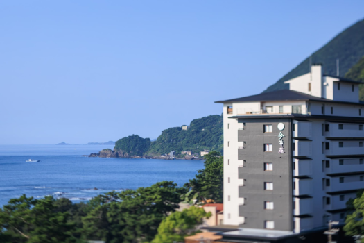 公式HP限定【貴賓室】にご宿泊　最上階専用展望デッキからの絶景　ミキモトコスメアメニティ・スパークリングワイン1本付