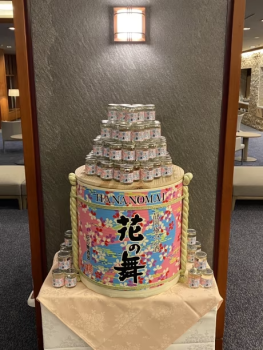 お正月気分が盛り上がる樽酒