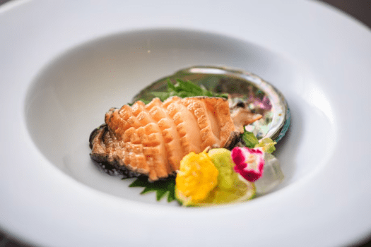 公式HP限定【早割90】【眺望制限あり】海が少ししか見えないから特別価格！景色を重視されない方向き（低層階・下田側・角部屋）※お食事他のサービスはそのまま　※当日変更不可・部屋番号指定不可