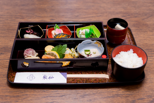 【1泊2食付き】老舗「田ごと」の松花堂弁当・「泉仙」仕出し朝食付きプラン ペットと泊まれる京町家一棟貸し（禁煙/無料Wi-Fi）