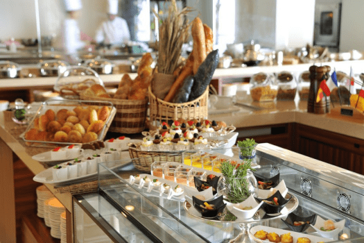 【7泊～10泊】暮らすようにリゾートに泊まるロングステイ（朝食付）