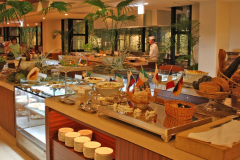 From 4 to 6 Consecutive nights<Including breakfast> From 4 to 6 Consecutive nights<Including breakfast>