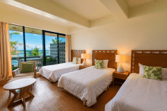 Club Deluxe Triple Room  Ocean View Non-Smoking